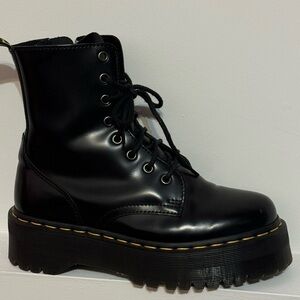 Doc Martens JADON Size 8